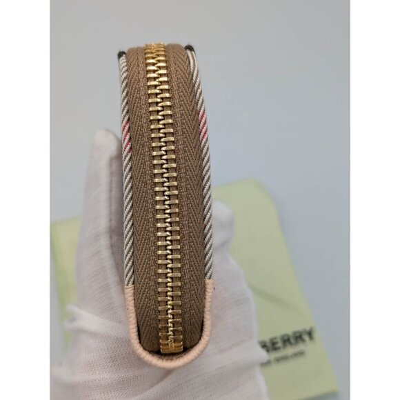 Burberry MN Zip Around Check Canvas Coin Wallet Pale Cameo 8084527 - Picture 4 of 11